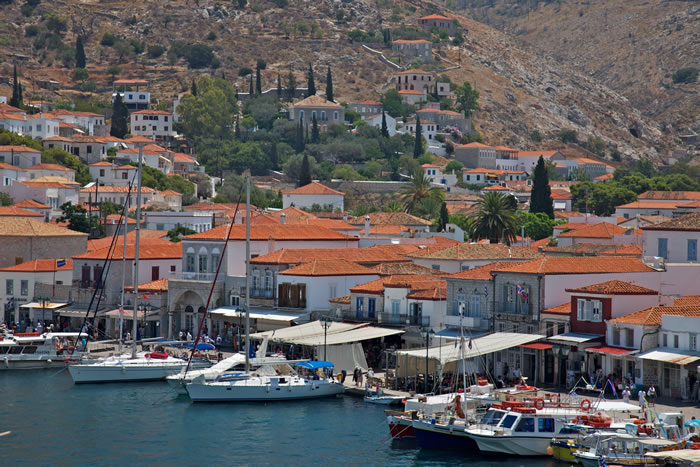 Sailing Courses in the Saronic Greece