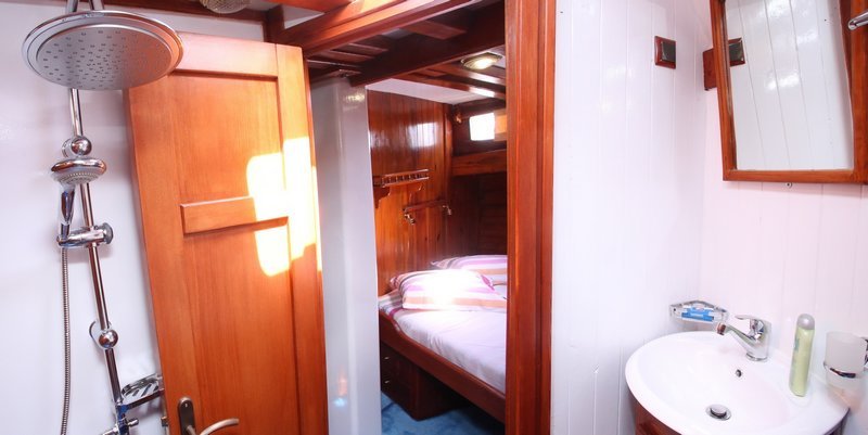 Showers on Greek yacht charters