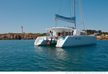 Sailing catamaran Evi - The stern