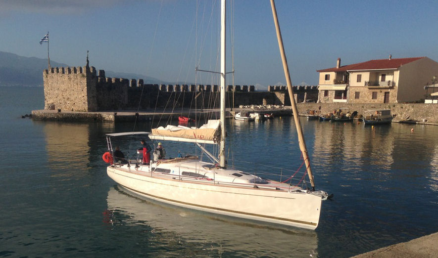 Charter a yacht on Lesvos